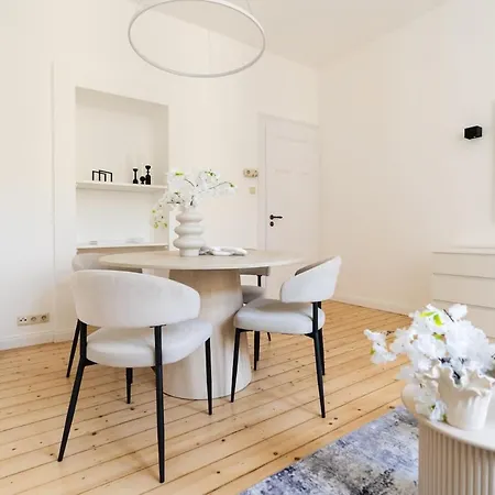 2br - Zentral - Modern - Wifi - Kaffee - Business - Netflix Apartment Wiesbaden