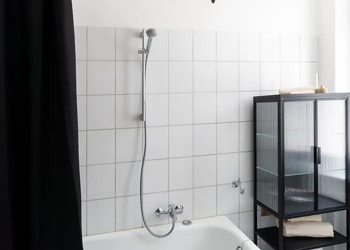 2br - Zentral - Modern - Wifi - Kaffee - Business - Netflix 아파트